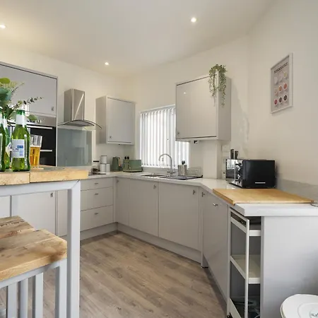 Sheffield Apt, Free Parking, Perfect For Workers Stannington  Exterior photo