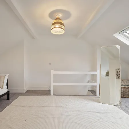 Sheffield Apt, Free Parking, Perfect For Workers Stannington  Exterior photo