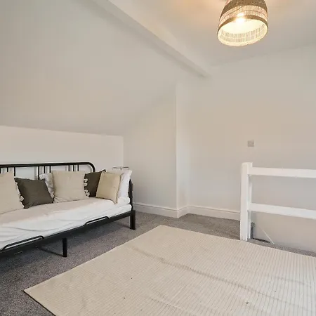 Sheffield Apt, Free Parking, Perfect For Workers Stannington  Exterior photo